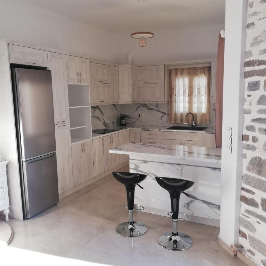 Stegio Villa Parasporos Exteriör bild