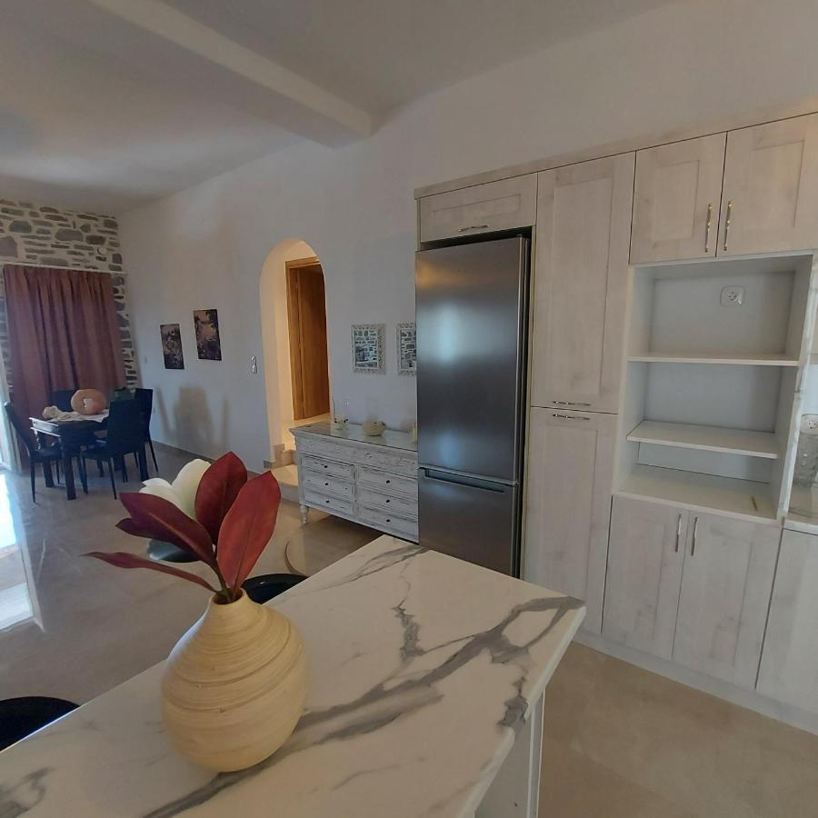 Stegio Villa Parasporos Exteriör bild